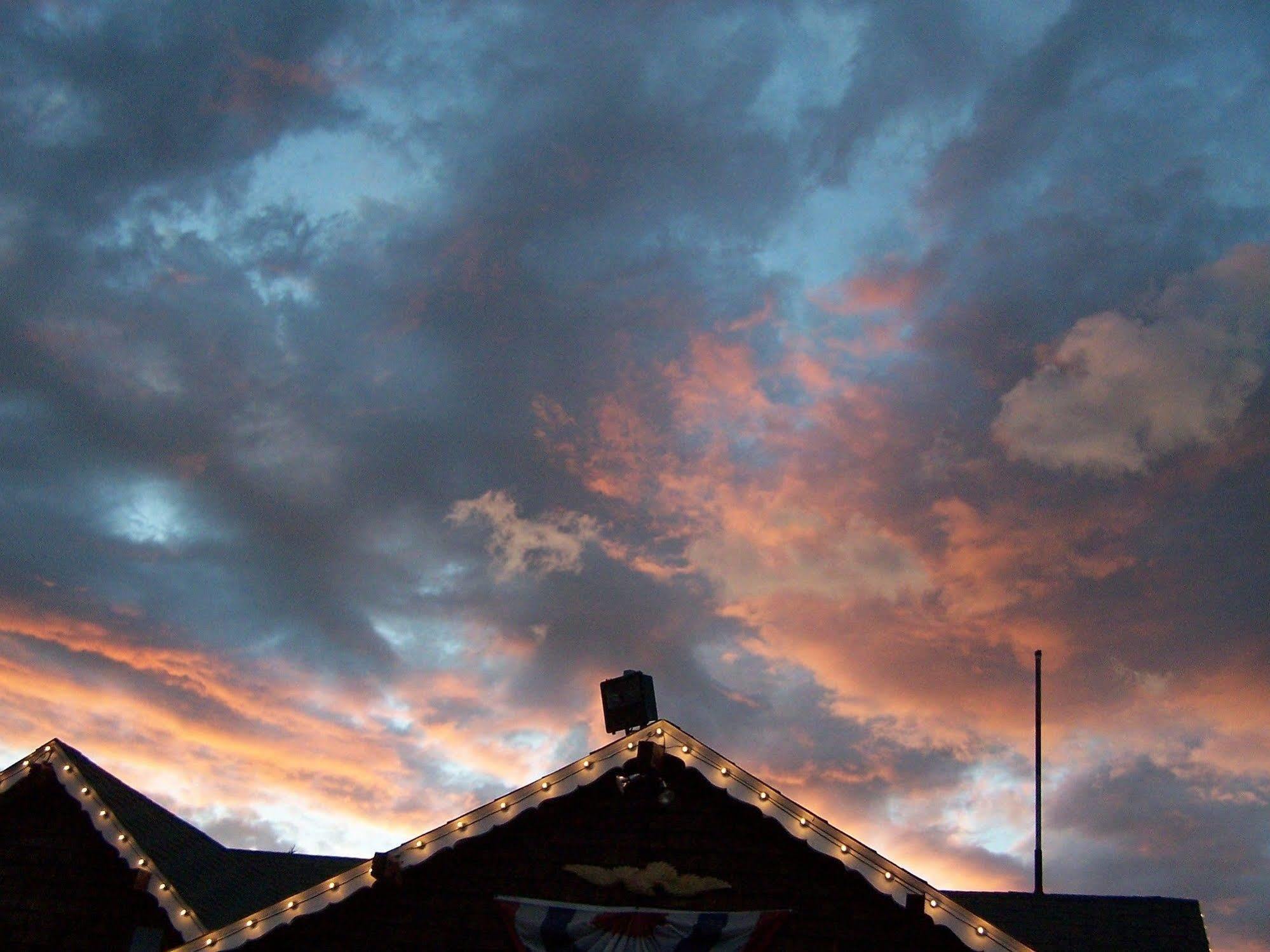 Black Bear Inn Dubois Dış mekan fotoğraf
