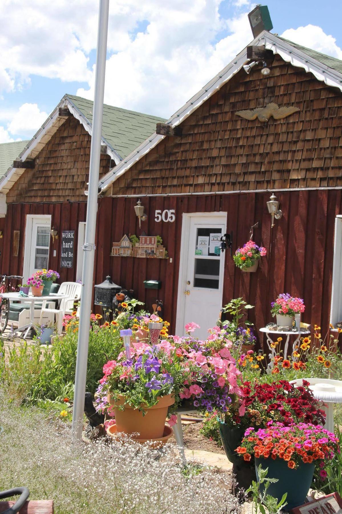 Black Bear Inn Dubois Dış mekan fotoğraf