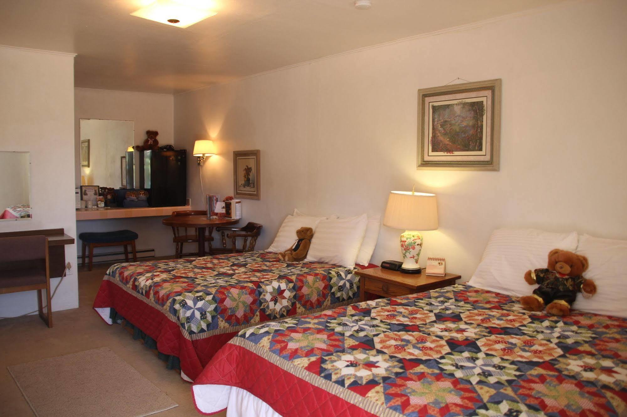 Black Bear Inn Dubois Dış mekan fotoğraf