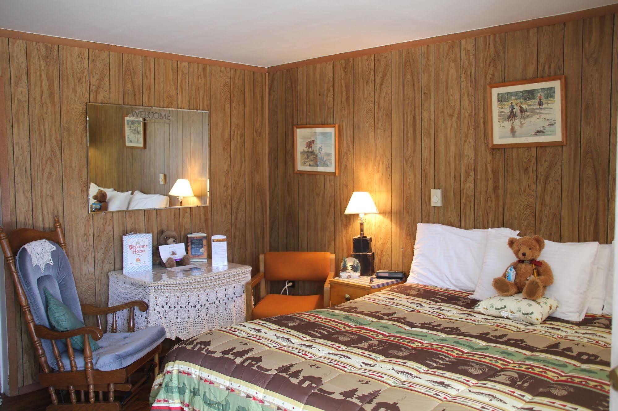 Black Bear Inn Dubois Dış mekan fotoğraf